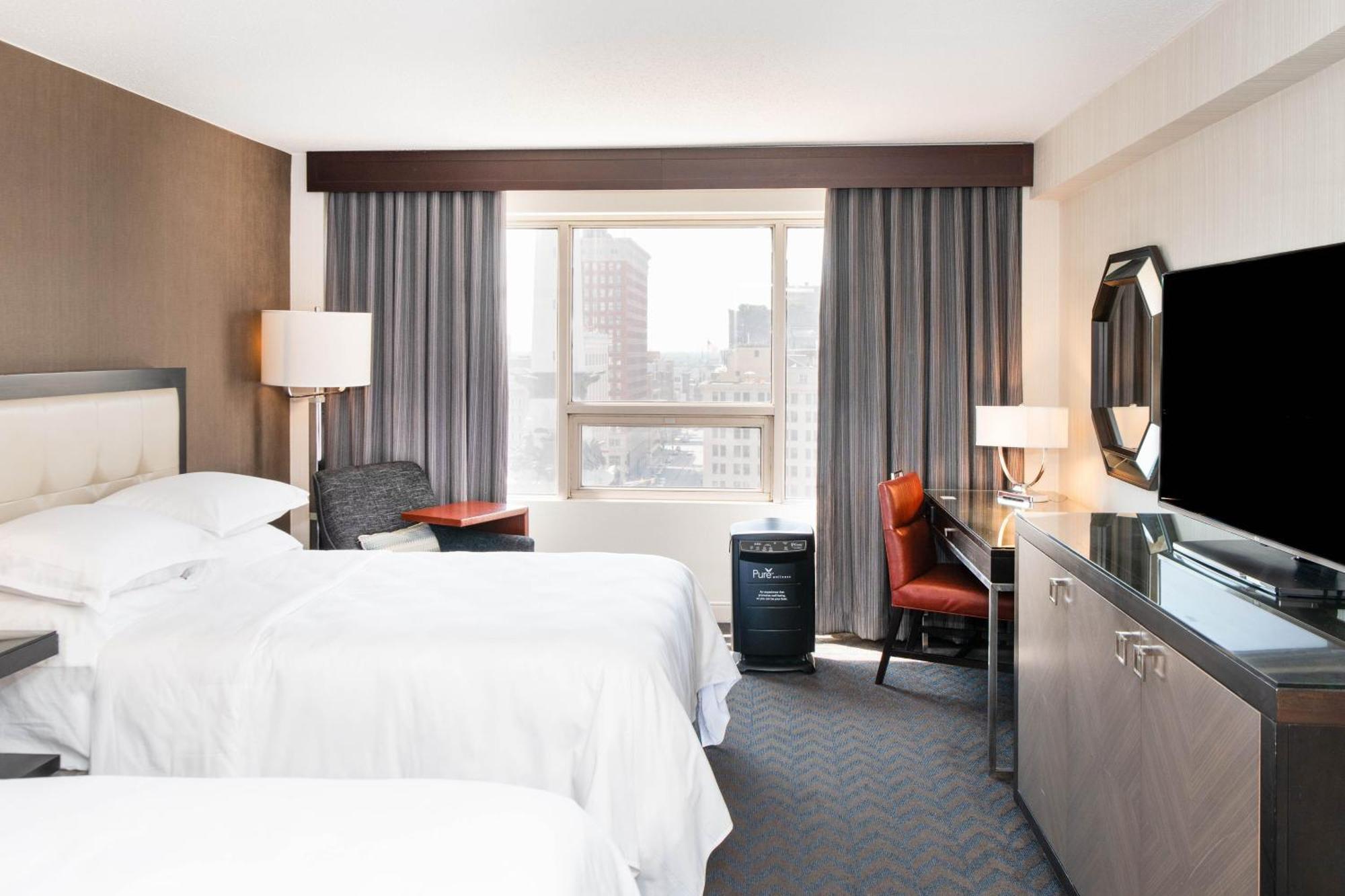เชอราตัน อินเดียนาโพลิส ซิตี เซ็นเตอร์ โฮเต็ล Hotel ภายนอก รูปภาพ