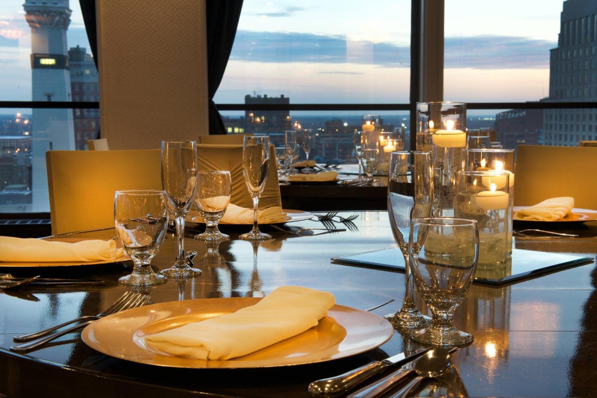 เชอราตัน อินเดียนาโพลิส ซิตี เซ็นเตอร์ โฮเต็ล Hotel ภายนอก รูปภาพ