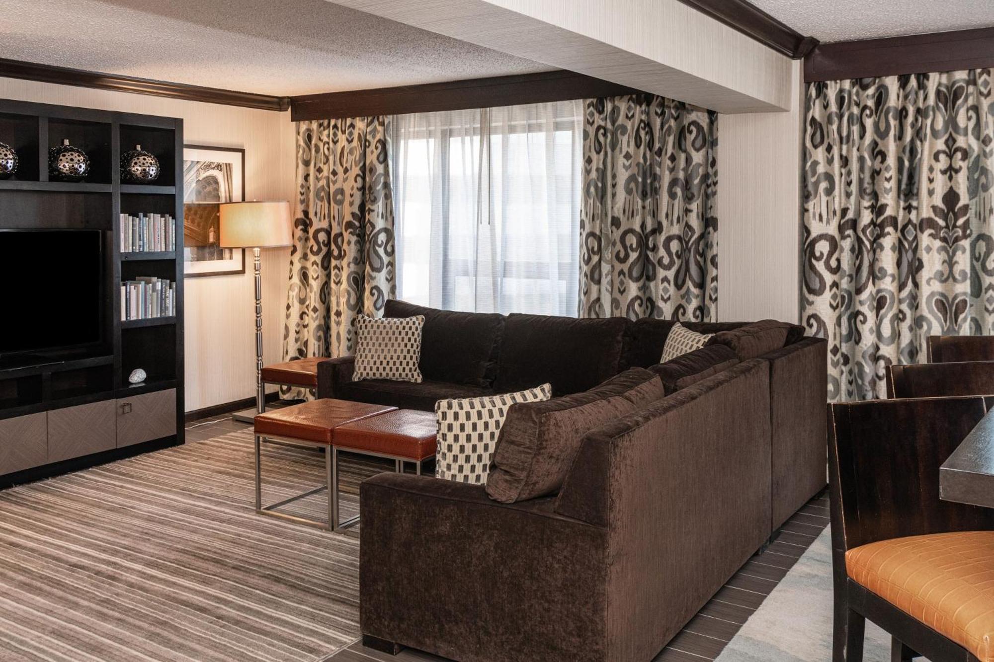 เชอราตัน อินเดียนาโพลิส ซิตี เซ็นเตอร์ โฮเต็ล Hotel ภายนอก รูปภาพ
