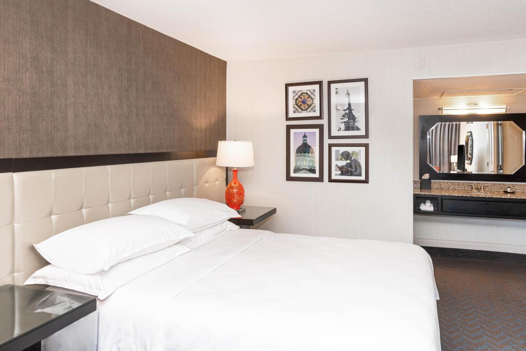เชอราตัน อินเดียนาโพลิส ซิตี เซ็นเตอร์ โฮเต็ล Hotel ภายนอก รูปภาพ